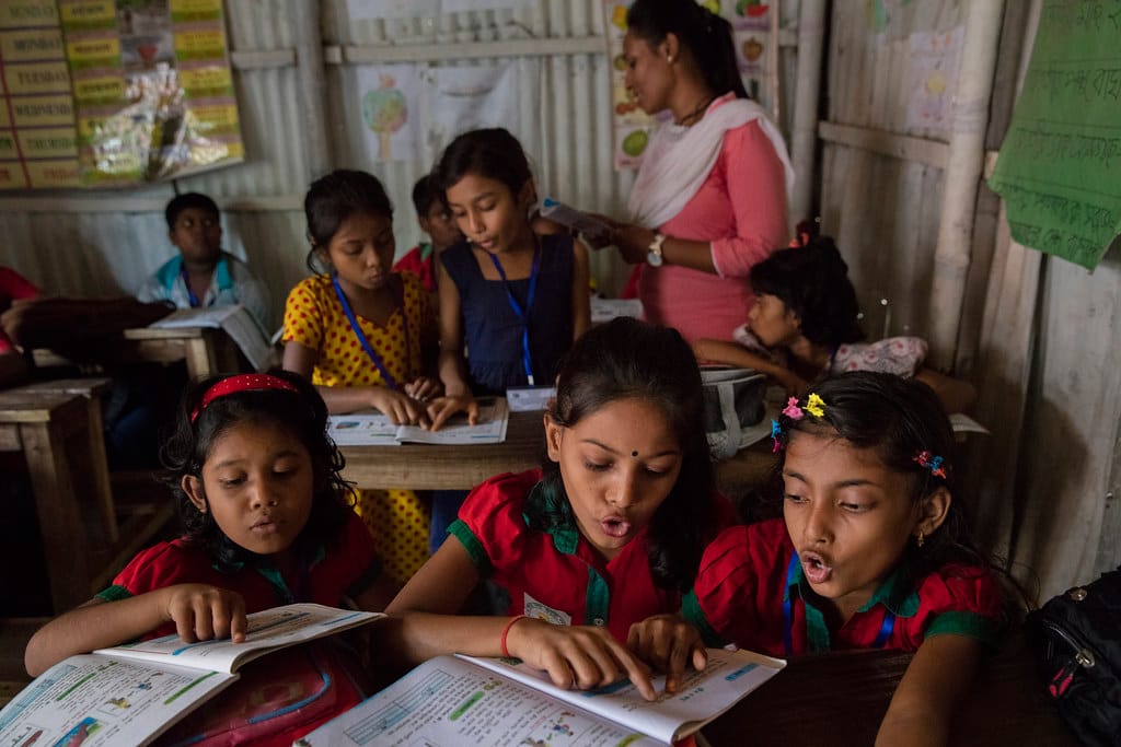 Students studying at Vidhya Niketan